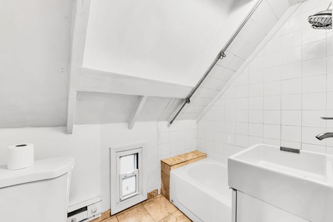 3164 Hanley St, Home with 0 bedrooms, 4 bathrooms and null parking in Hamtramck MI | Image 10
