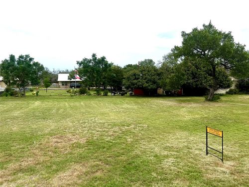 103 Pitchfork Dr, Johnson City, TX, 78636-4226 | Card Image