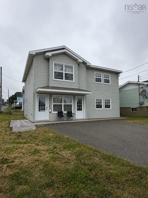 272/274 York St, Home with 4 bedrooms, 0 bathrooms and 2 parking in Glace Bay NS | Card Image