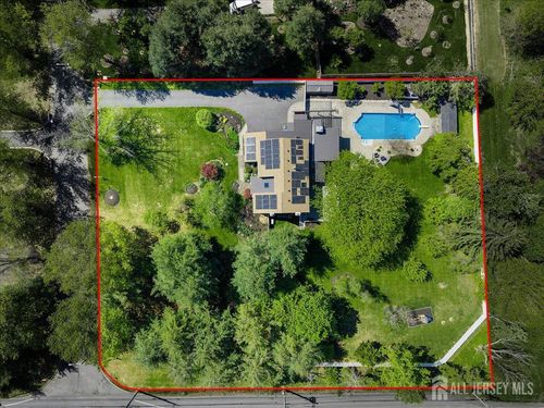 2 Hilltown Ct, Plainsboro, NJ, 08536-3138 | Card Image