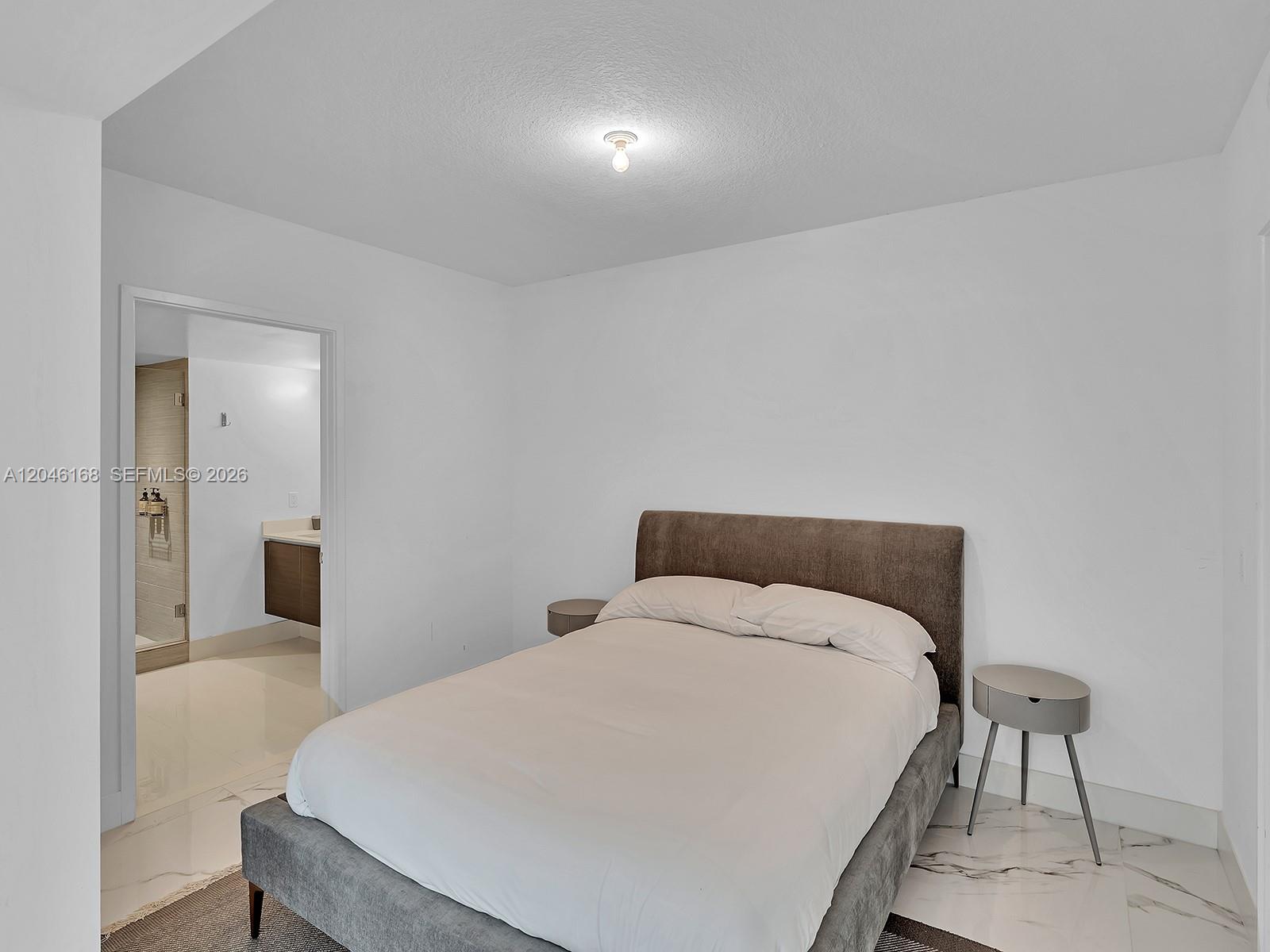 Residential in Sunny Isles Beach 5