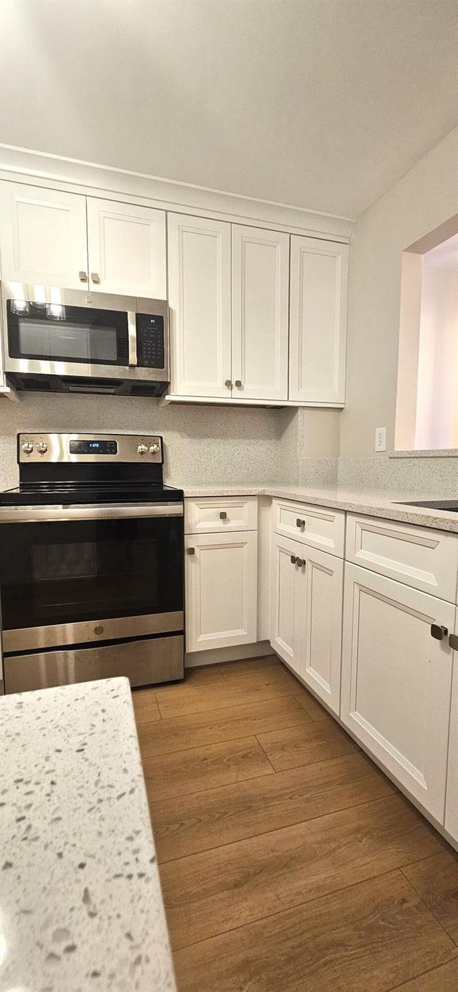 APT-301 - 145 Ocean Ave, Condo with 2 bedrooms, 2 bathrooms and null parking in Palm Beach Shores FL | Image 9