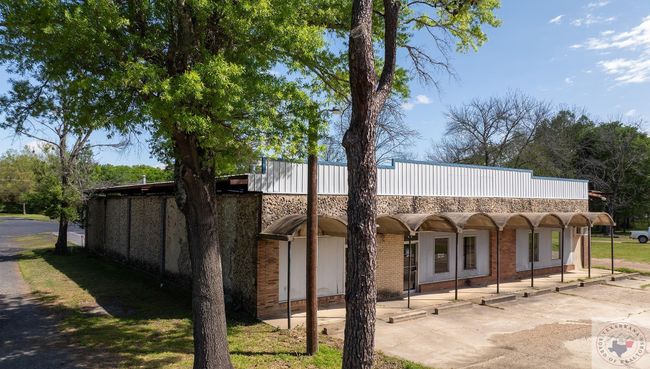 1605 E Avenue A, Home with 0 bedrooms, 0 bathrooms and null parking in Hooks TX | Image 8