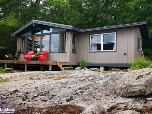 36 15c (Huckleberry) Island, Carling, ON, P0G1G0 | Card Image