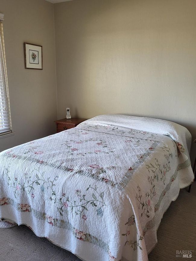 123 Old Oak Ln, House other with 2 bedrooms, 2 bathrooms and 4 parking in Santa Rosa CA | Image 18