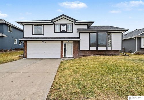 11617 S 205th St, Gretna, NE, 68028-8019 | Card Image