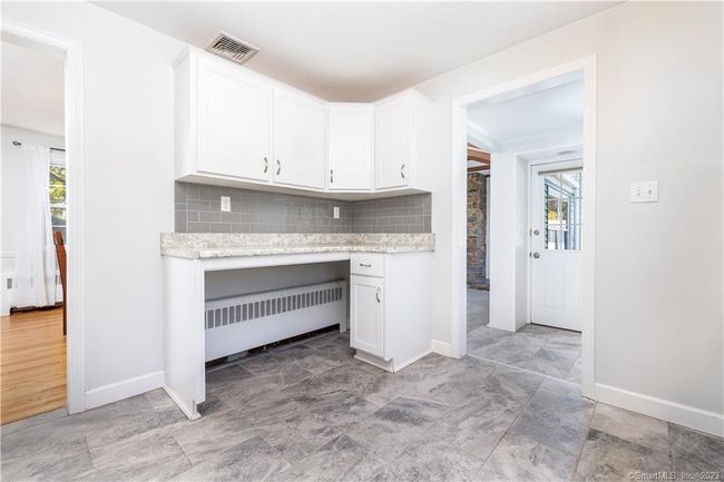 118 Longvue Dr, House other with 3 bedrooms, 2 bathrooms and 4 parking in Wethersfield CT | Image 13