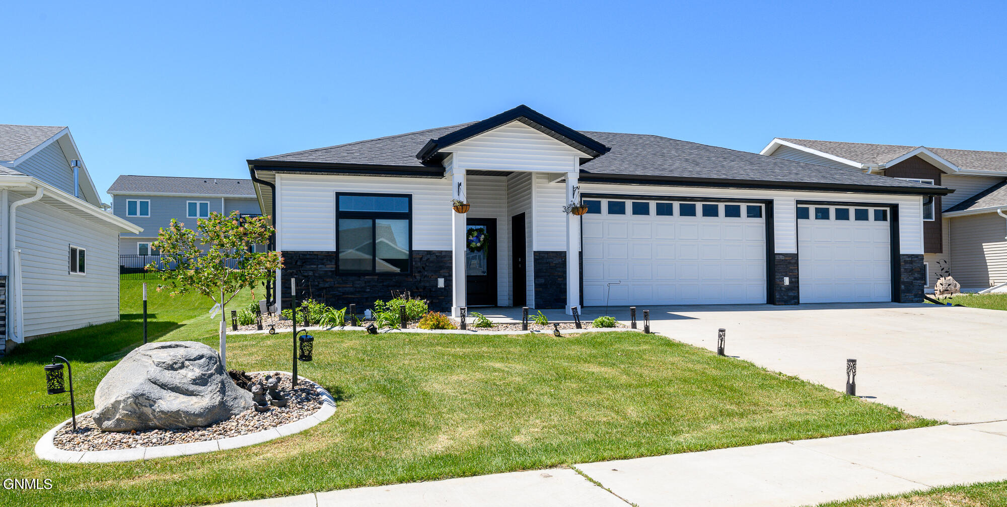 Amari Loop, Mandan, ND 58554