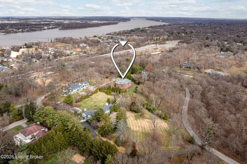 30 Stonebridge Rd, Louisville, KY, 40207-1195 | Card Image