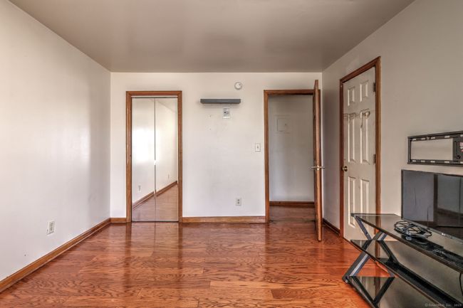 15 Quintard Ave, House other with 4 bedrooms, 2 bathrooms and null parking in Norwalk CT | Image 34