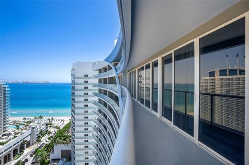 2306-3101 Bayshore Dr, Fort Lauderdale, FL, 33304-4249 | Card Image