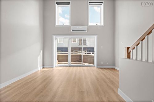 320-2116 Gottingen St, Halifax, NS, B3K0C5 | Card Image