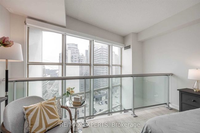 LPH14 - 36 Blue Jays Way, Condo with 2 bedrooms, 2 bathrooms and null parking in Toronto ON | Image 24