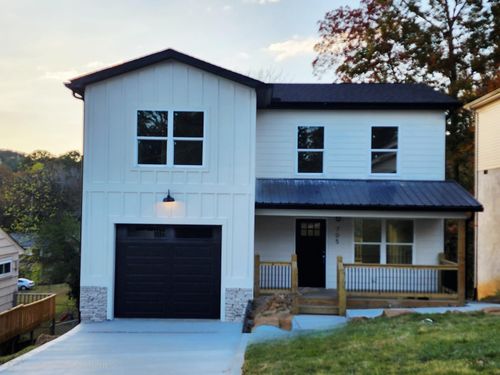 705 Hargraves Ave, Chattanooga, TN, 37411-2203 | Card Image