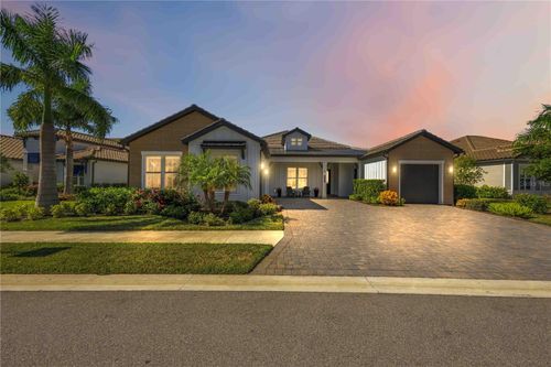 18035 Home Run Dr, VENICE, FL, 34293-3587 | Card Image