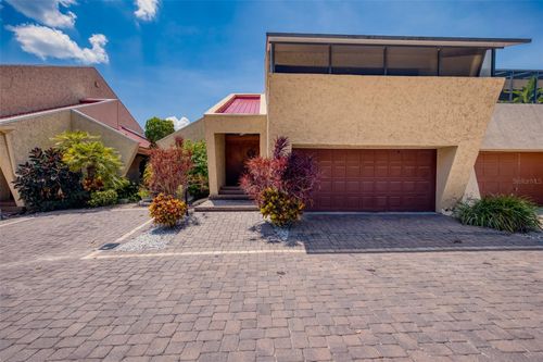 11 Casarena Ct, Winter Haven, FL, 33881-1290 | Card Image