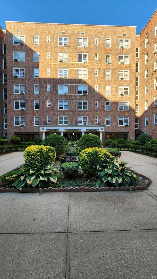 6e-105-37 64th Ave, Forest Hills, NY, 11375-1671 | Card Image