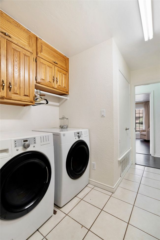 1005 42 Nd St Se, House other with 3 bedrooms, 4 bathrooms and null parking in Paris TX | Image 15