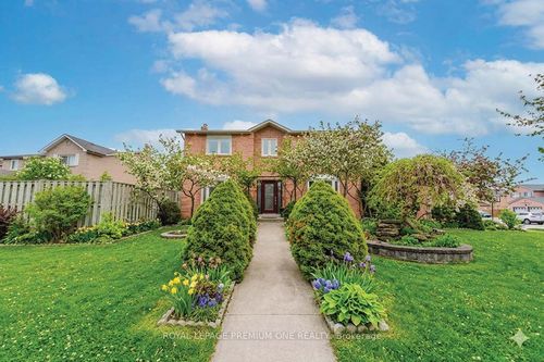 25 Sir Lancelot Crt, Bolton, ON, L7E1N3 | Card Image