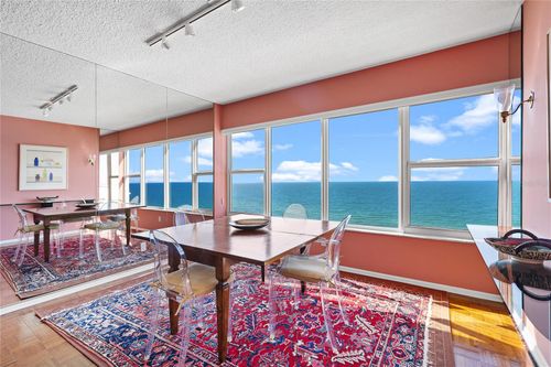 902s-601 Longboat Club Rd, LONGBOAT KEY, FL, 34228-3812 | Card Image