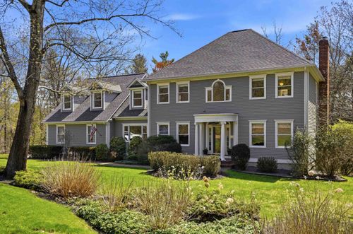 43 Bassett Ln, Newfields, NH, 03856-8226 | Card Image