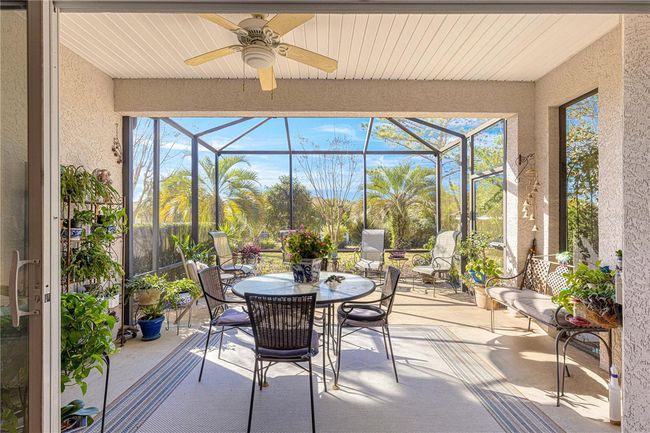 10055 Sw 90 Th Loop, House other with 2 bedrooms, 2 bathrooms and null parking in OCALA FL | Image 12
