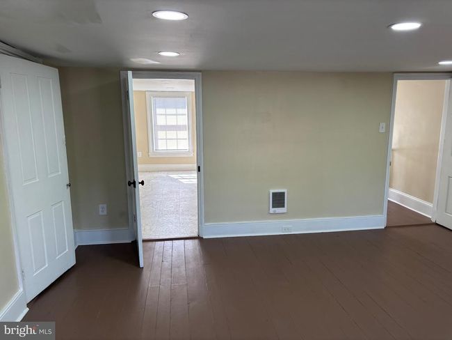49 Market St, House other with 5 bedrooms, 3 bathrooms and null parking in SALEM NJ | Image 53