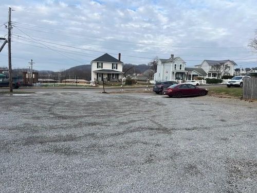 507 5th St, Moundsville, WV, 26041-1901 | Card Image