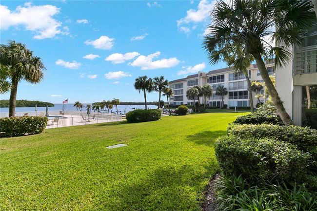APT-102 - 605 Sutton Pl, Condo with 2 bedrooms, 2 bathrooms and null parking in LONGBOAT KEY FL | Image 30
