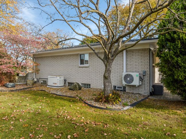 1754 3 Lakes Dr, House other with 3 bedrooms, 3 bathrooms and null parking in Troy MI | Image 48