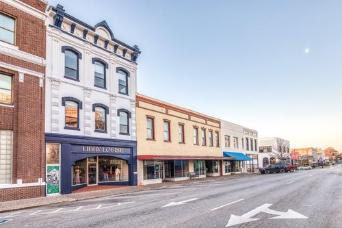 2-112 E Alamo Street, Brenham, TX, 77833 | Card Image