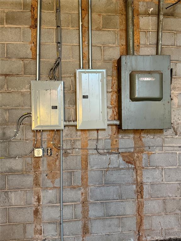 Commercial Sale in Cordell 5