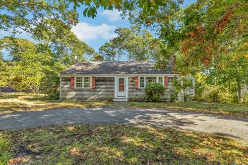 31 Surrey Ln, Harwich, MA, 02645-3117 | Card Image