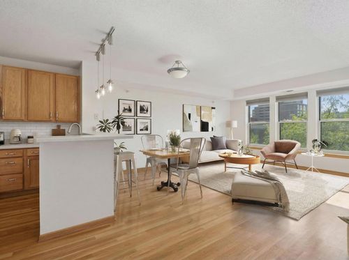 apt-410-560 N 2nd St, Minneapolis, MN, 55401-4332 | Card Image