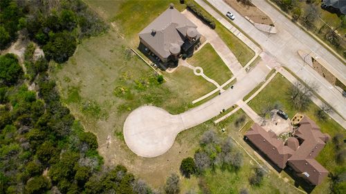 2406 Lookout Ct, Cedar Hill, TX, 75104-4527 | Card Image