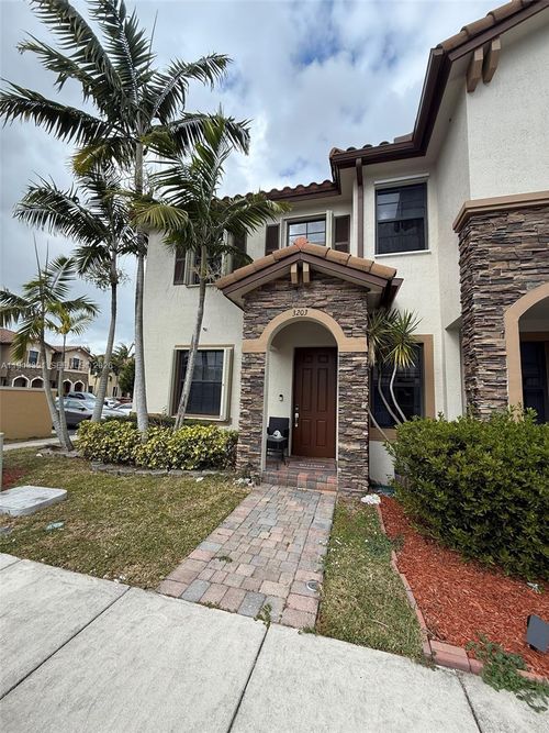 3203 Se 7th St, Homestead, FL, 33033-7230 | Card Image
