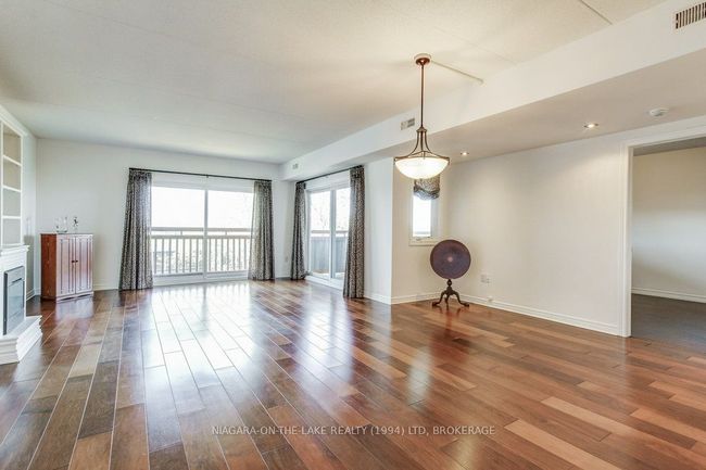 202 - 678 Line 2 Rd, Condo with 2 bedrooms, 2 bathrooms and 1 parking in Niagara on the Lake ON | Image 9