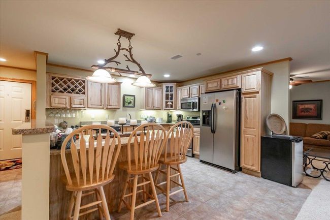 2708 - 2017-8 S Czech Xing, Condo with 3 bedrooms, 2 bathrooms and null parking in Arkdale WI | Image 17
