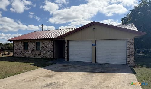 613 County Road 4876, Copperas Cove, TX, 76522-6235 | Card Image