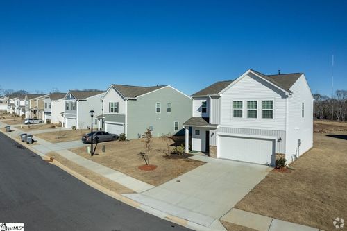 316 Glover Cir, Greenville, SC, 29617-6785 | Card Image