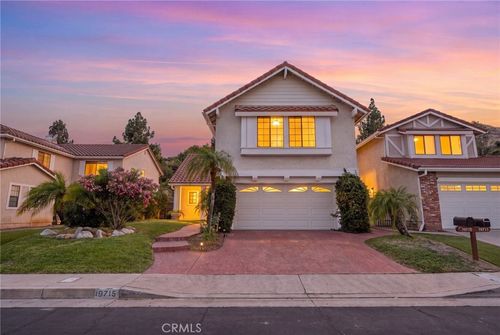 19715 Eagle Ridge Ln, Porter Ranch, CA, 91326-3852 | Card Image