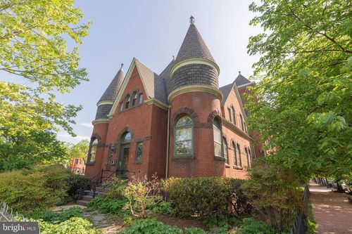 26-350 9th St Se, WASHINGTON, DC, 20003-2168 | Card Image