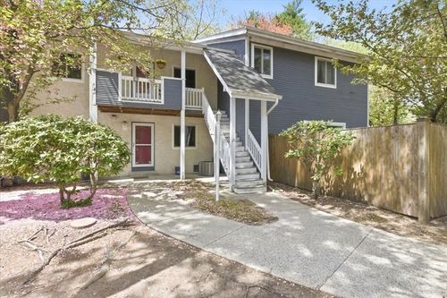 16-2G Magnolia, Attleboro, MA, 02703 | Card Image