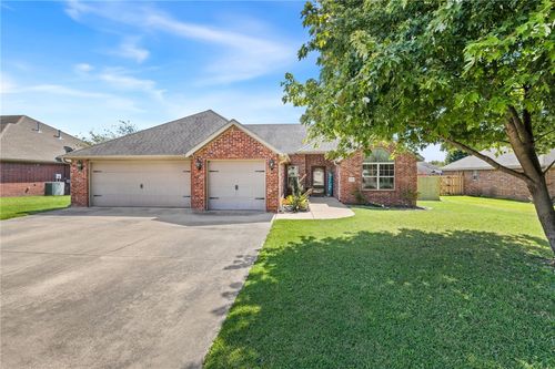 11093 Waterleaf Ln, Prairie Grove, AR, 72753-8323 | Card Image
