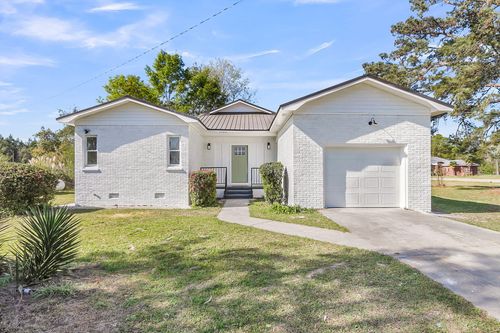 153 Davis Ter, Saint George, SC, 29477-8342 | Card Image