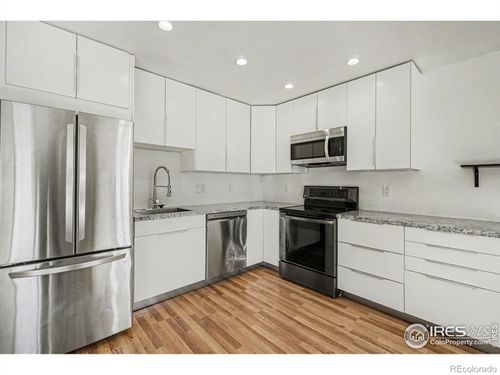 apt-f2-225 E 8th Ave, Longmont, CO, 80504-4673 | Card Image