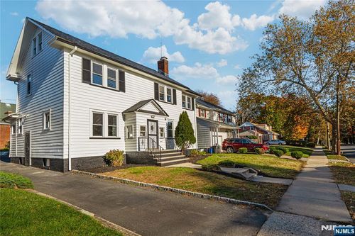 23 Chancellor Ave, Newark, NJ, 07112-2301 | Card Image