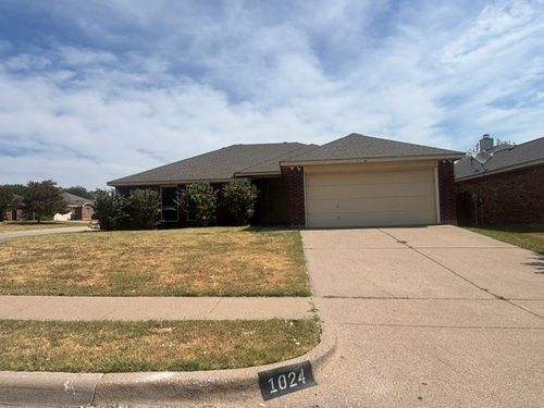 1024 Carlin Ln, Burleson, TX, 76028-8122 | Card Image