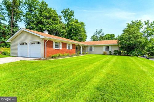 12600 Cedarbrook Ln, LAUREL, MD, 20708-2446 | Card Image