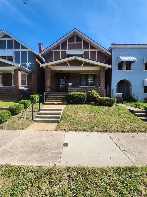 4725 Maffitt Ave, Saint Louis, MO, 63113-1822 | Card Image